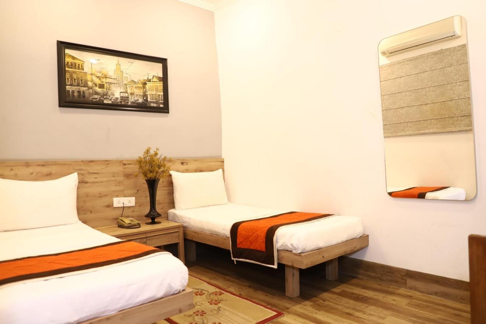 Airport Hotel New Delhi Exterior photo